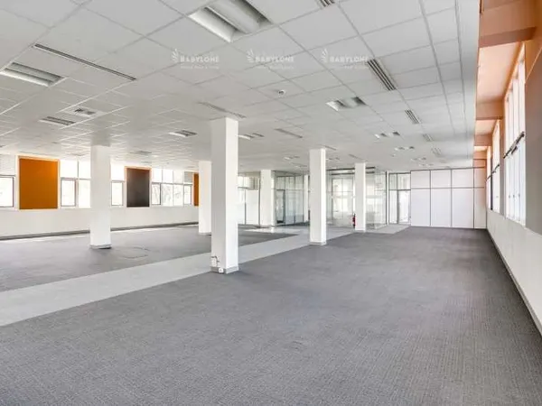 Bureaux 7084 m²