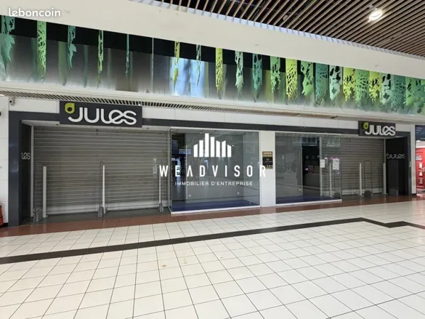 LOCAL COMMERCIAL 173 m² TOURS