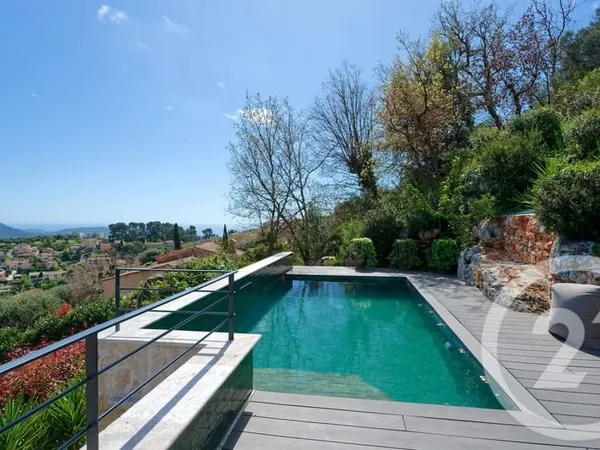 Maison 5 pièces 192 m²