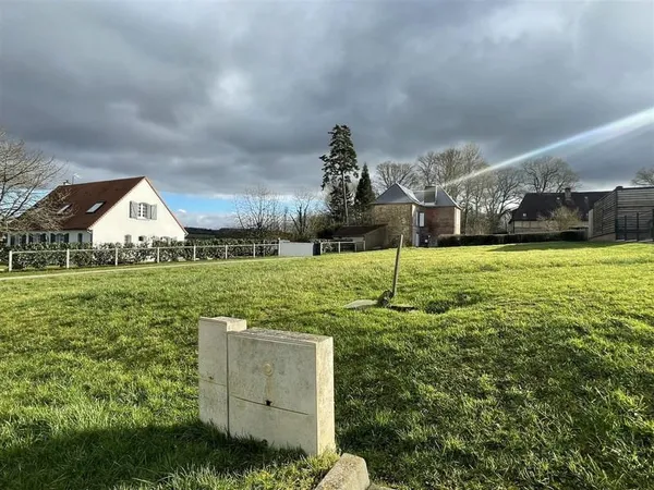AUX PORTES DE GACÉ, dans un lotissement en campagne, Venez d