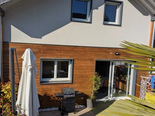 Maison mitoyenne de 3 chambres à louer