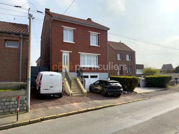 CAUCHY-A-LA-TOUR : MAISON DE VILLE 127m2 4 CHS AVEC JARDIN