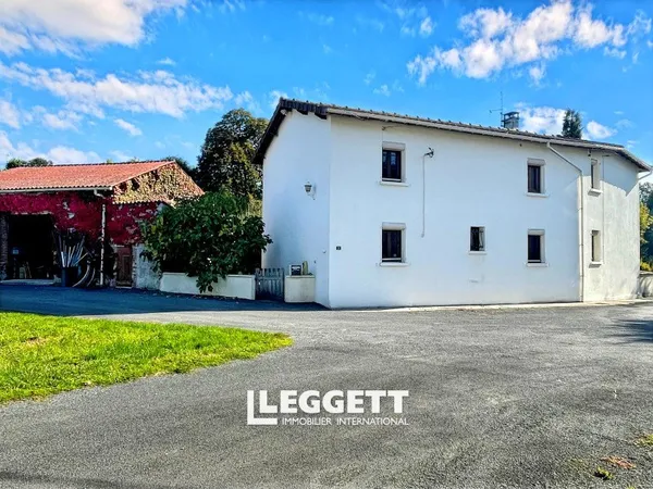 Maison 8 pièce(s), GAJOUBERT