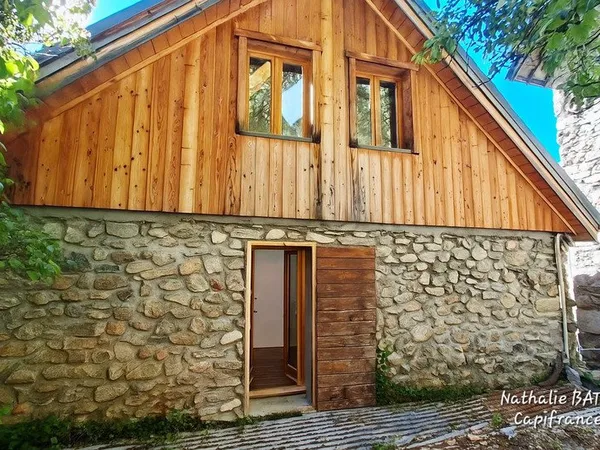 Chalet de charme au coeur du massif des Écrins - 2 logements indépendants - proche Deux Alpes