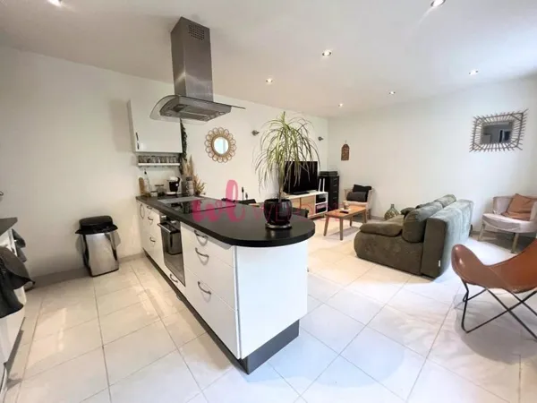 À VENDRE CHARMANTE MAISON T2 ARLES MONPLAISIR