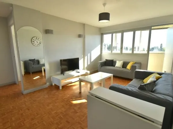 Appartement 5 pièces 82 m²