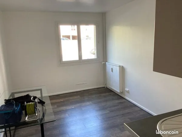 Studio 18m2 Léon Blum Dispo Avril