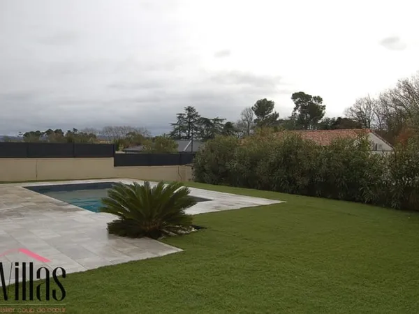 Coup de coeur pour cette magnifique villa de plain pied avec