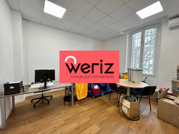 Bureaux 285 m²