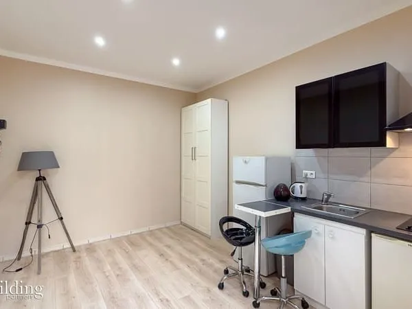 Asnières sur Seine Alma/Philosophes - Studio 16.04 m²