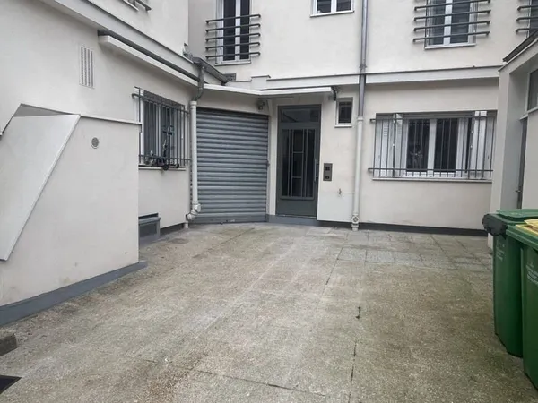 Parking 28 m²