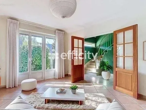 Maison 7 pièces 134 m²