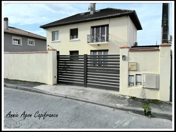Maison à vendre 8 pièces TARBES (65)