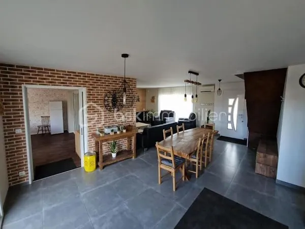 Maison 8 pièces 190 m²