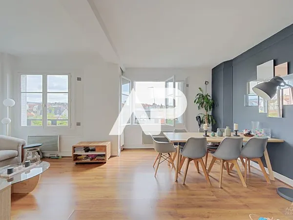 Appartement Rueil Malmaison 3 pièce(s) 53 m2