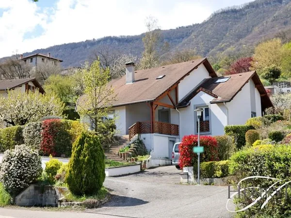 Maison Vente Le Touvet 7p 150m² 550000€