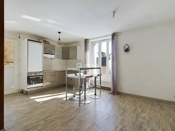 Appartement 6 pièces 103 m²