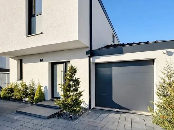 Maison de 210m2 à vendre à Hangenbieten Référence 2739