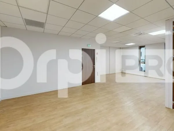 Bureaux 115 m²