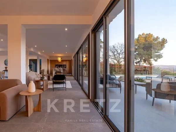 Maison 8 pièces 220 m²
