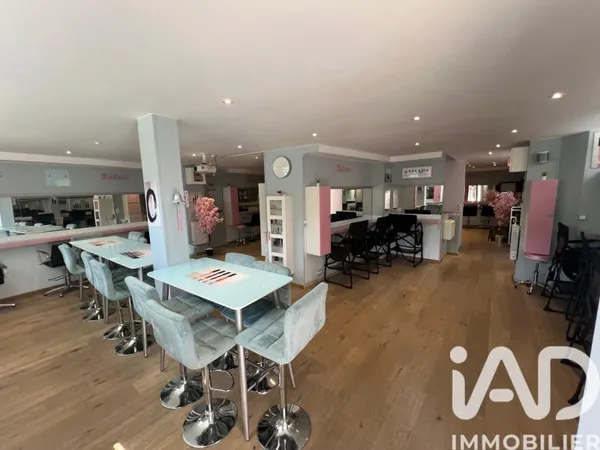 Immeuble 140 m²