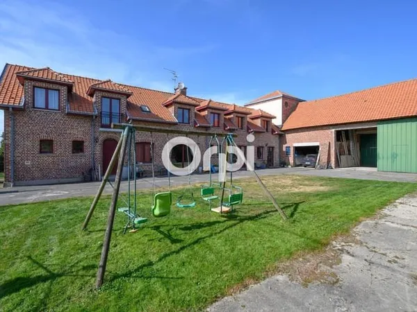 Maison 10 pièces 314 m²