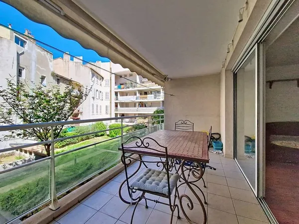 Appartement Marseille 3 pièce(s) 71.5 m2