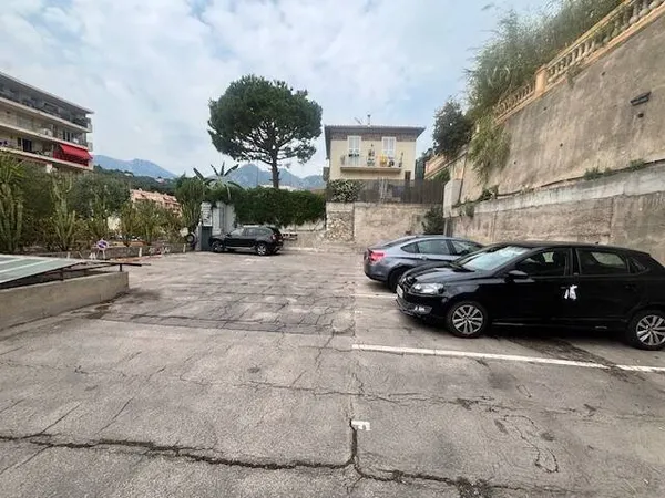 Parking 15 m²