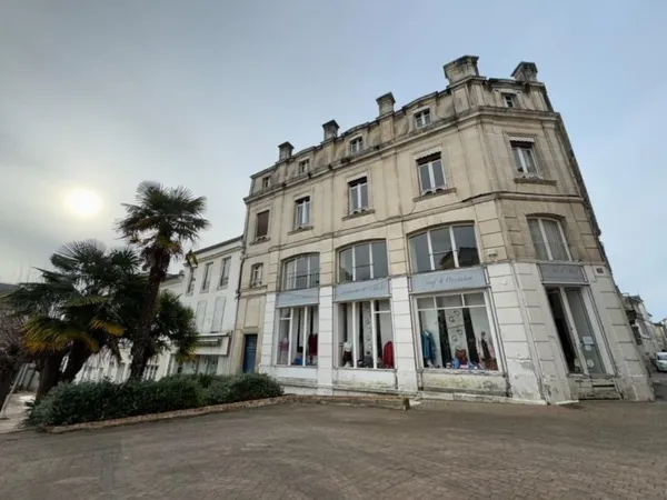 Immeuble 15 pièces 631 m²