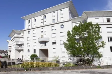 Studio 1 pièce 17 m²
