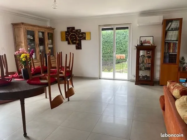3 chambres en Colocations à 400 m de l'ENISE et 10' de la FAC METARE dans maison individuelle 120m2