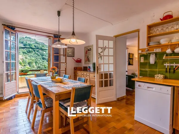 Maison 5 pièce(s), LASTOURS