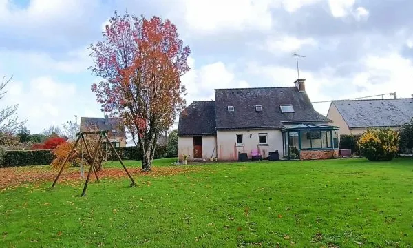 EXCLUSIVITÉ - MAISON FAMILIALE À CLÉGUÉREC AVEC GRAND JARDIN - CLÉGUÉREC