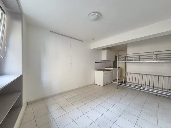 Studio à vendre Quartier SAINT CLEMENT/PREFECTURE