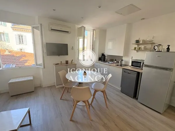Superbe studio meublé et climatisé Emplacement idéal Rue H