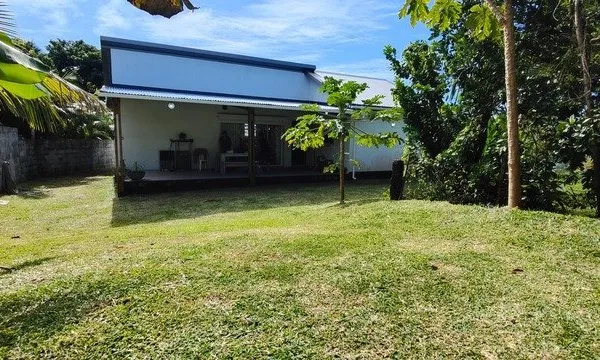 Belle maison T3 vendue occupée - Charme, lumière et revenus immédiats