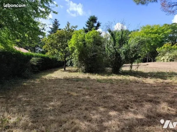 Terrain 992 m² DOMPIERRE SUR YON