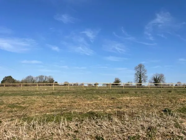 Terrain 609 m²