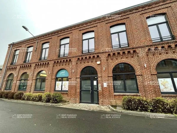 Bureaux 835 m²