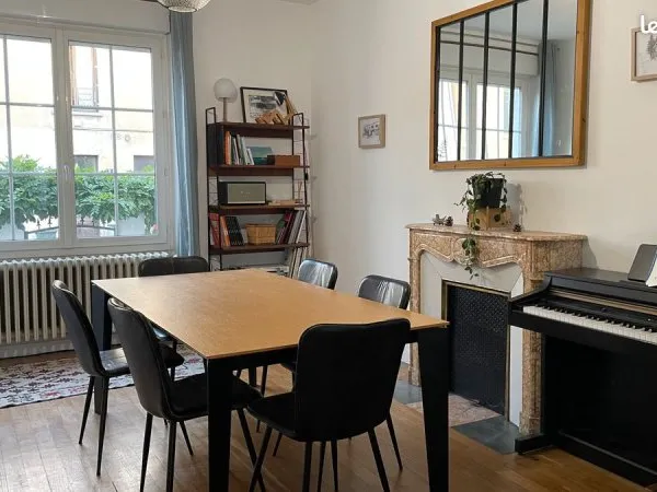 Maison - 200 m² - 8 pièces
