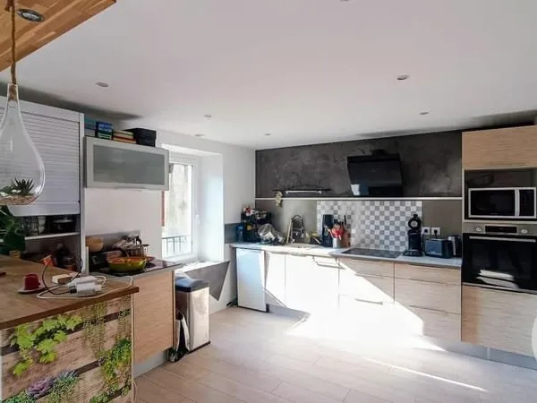Appartement 3 pièces 83 m²