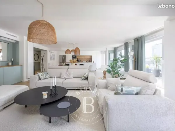 Appartement 5 pièces 192 m²