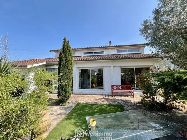 Maison - 137m² - Saint-Médard-en-Jalles