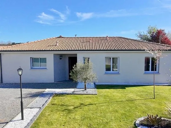 Maison à vendre à 2' de Saint Seurin sur L'Isle