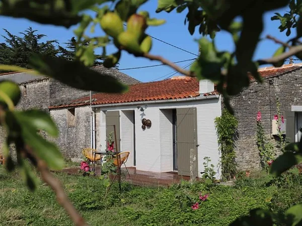 Le Château D Oléron - Ensemble immobilier chais et dépendances rénovées