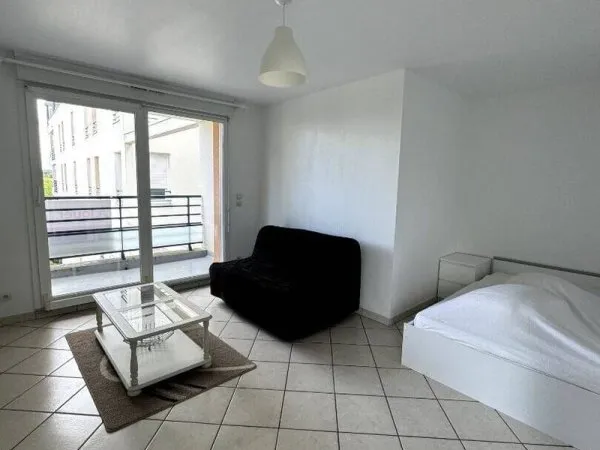 Studio 1 pièce 27 m²