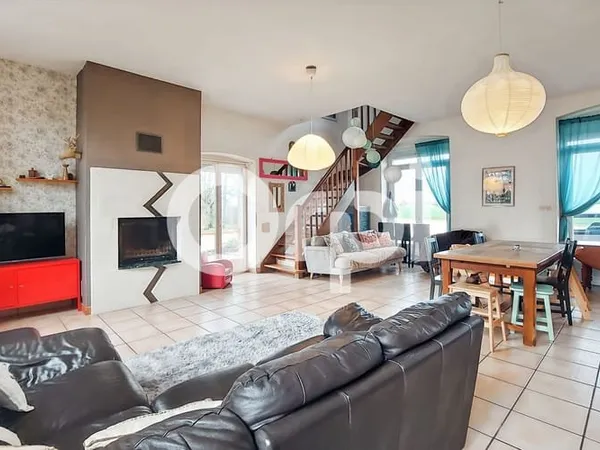 Maison 6 pièces 156 m²