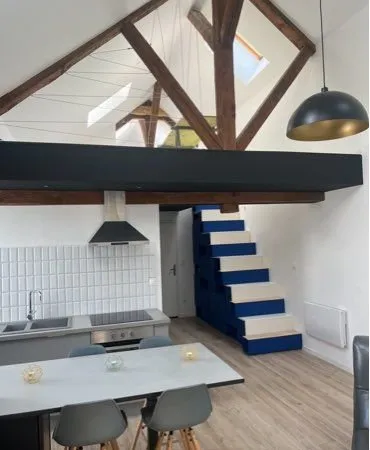 T3 en duplex de 2023 loué jusqu'en 2027