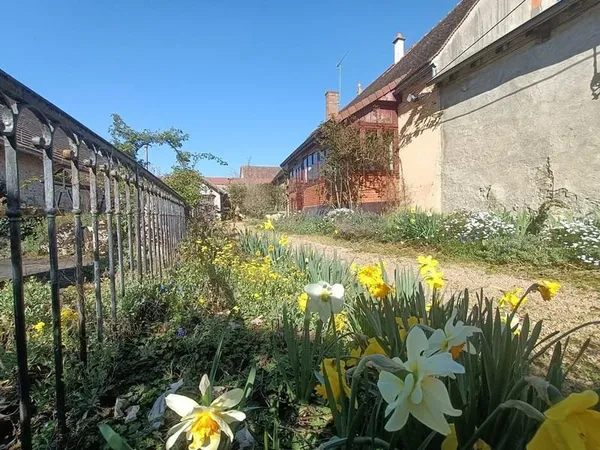 CHARMANTE MAISON PROCHE SAINT POURCAIN