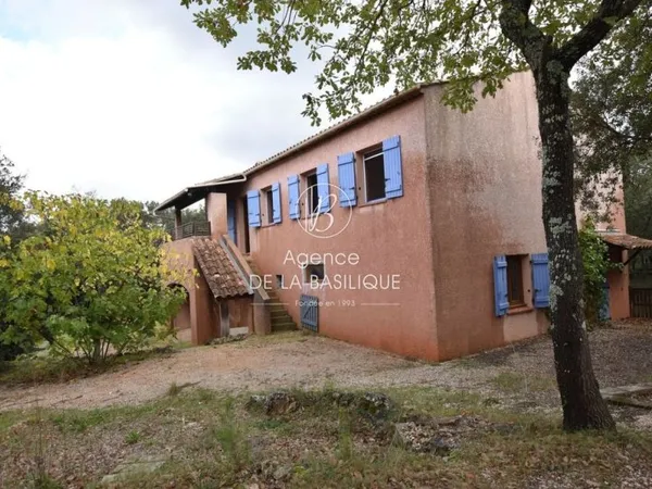 Villa 8 pièces 165 m²